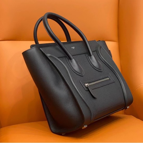 20240315 P1140 CELIN * Lugage Micro Smile Bag 167793_ Black Silver features imported calf leather grain surface/leather handle, 1 zipper buckle, and 1 zipper pocket on the front exterior. Handheld, zipper locked, inner zipper pocket and double-layer flat 
