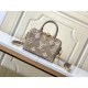 20231125 p700 M46575 Gray M46397 Milk White M58953 Black M58958 Pearl Blue is made of dual tone Monogram Imprente leather, decorated with LV logo and Monogram floral pattern. This Speedy Bandoulire 20 handbag is a modern classic. The design inspiration co