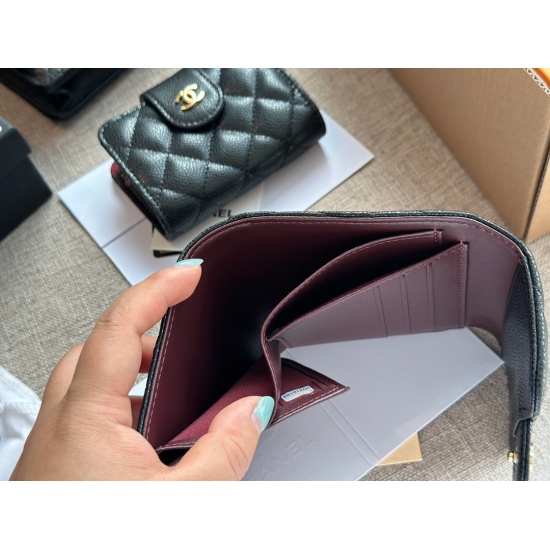 On October 13, 2023, 170 boxes of Xiaoxiangjia caviar wallet, Chanel classic short wallet ⚠ Full skin inside and outside! ⚠ Head layer cowhide! A daily outing with enough change and card! (The packaging is very high-end) ❤ :)