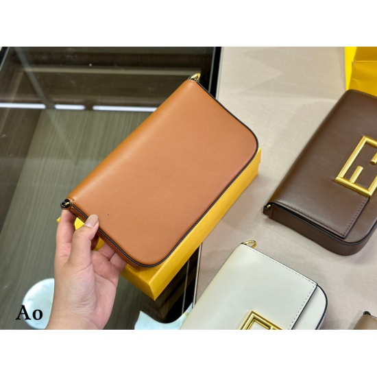 2023.10.26 180 box size: 21 * 13cm Fendi Fendi 2-in-1! Its advantages - cheap, good-looking, durable, small size, and large capacity. It can also be placed in other bags without occupying any space, ⚠