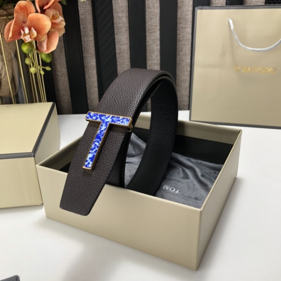 20231004 Tom Ford's latest popular online double sided cowhide belt with original box counter synchronous 3.8 wide new model has been launched. The original cowhide, paired with steel buckles, is elegant and easy to use.