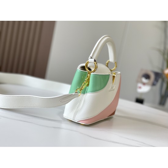 On July 10, 2023, the M59863 pure white three pin gold buckle meets the sweet taste of summer ice cream in this Capuchines mini handbag. Louis Vuitton's exquisite inlay craftsmanship combines the uneven textures of Taurillon leather, cow leather, and pain