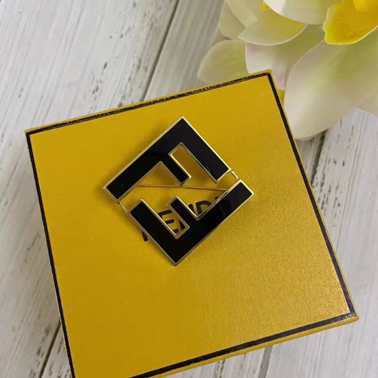 20240411 BAOPINZHIXIAO Fendi brooch 18 available in white and black