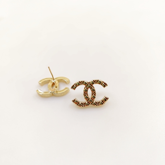 20240413 p55, new CHANEL Xiaoxiangling grid earrings, high-end quality, same material as the counter, genuine brass, ion plating, 925 silver needles, exclusive live photos ‼ Exquisite and delicate craftsmanship, the heavy-duty version is a super fairy and