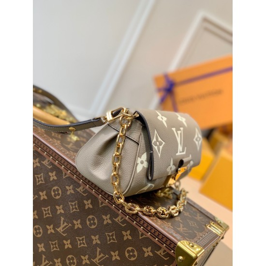 20231126 P770 Top Original Order ✨‼ The All Steel Hardware Favorite handbag features a soft grain leather embossed with an oversized Monogram pattern, with gentle pleats infused with a high-quality feel. The magnetic buckle continues the legacy of Louis V