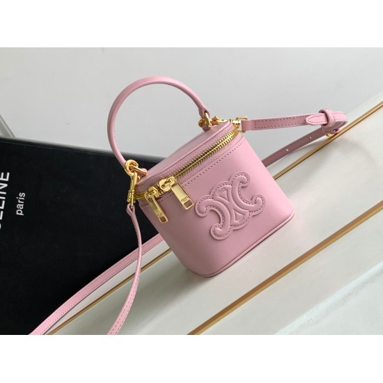 20240315 P750CELIN-E 23s Spring/Summer - Mini Smooth Cow Leather Makeup Box Celine New Color Box is very cute and center girl heart~Cute Cherry Blossom Pink is really irresistible~Season limited edition with super high cost performance! Compact, cute, and