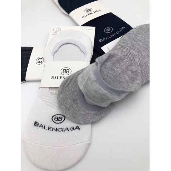2024.01.22 Balenciaga Invisible Socks, available on the official website of Balenciaga for simultaneous release [proud] [proud] 5 ⃣ A box of color without color selection, pure cotton quality [proud] [proud] in stock