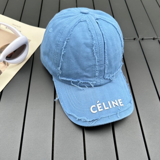 2023.10.02 45CELINE Silin 2023 New Logo Baseball Hat A super energetic baseball cap with a beautiful color scheme that screams! Summer requires this kind of colorful vitality! Hot selling item