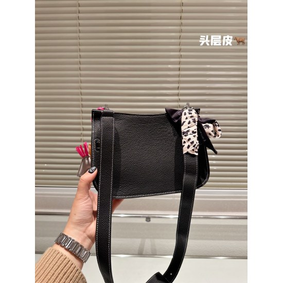 Top layer cowhide on October 29, 2023 ♥️ P330 Hermes Gypsy Jypsiever Treasure Class Bag: Various fashion anchors/internet celebrities/celebrities are always in touch with the temperament of the goddess, a must-have treasure. Various versatile items reflec