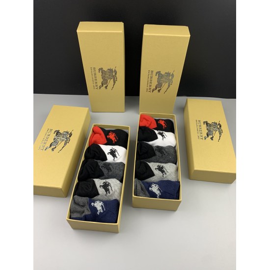 2024.01.22 BURBERRY (Burberry) counter synchronous style [proud] clever] pure cotton quality, comfortable on the feet [good] strong sweat absorption and breathability [strong] [strong] [strong] one box with 5 pairs in