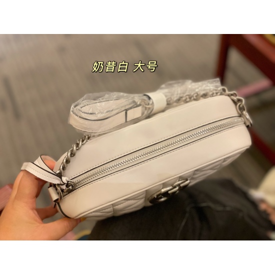2023.10.03 200 box size: 24 * 15cmGG diamond 21ss camera bag, latest and latest! It's both fragrant and easy to carry! Original leather lining, cowhide quality! It looks very textured