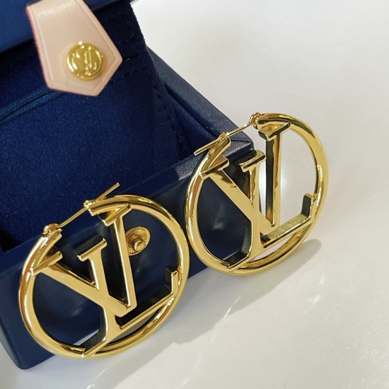 20240411 BAOPINZHIXIAOLV Letter Glossy Earrings Classic Logo Selected Works Original Consistent Brass Material Paired with Sterling Silver Needle Simple and Elegant Design Concept 20