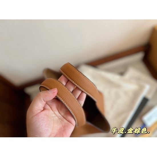 2023.10.29 260 with foldable box size: 18 * 19cm vegetable basket - gentle to H's vegetable basket ‼️‼ Top layer tc cowhide/oil wax thread ⚠️ Delivery of scarves ⚠️ Logo style! ⚠️ The leather has a great texture! There is a sag! Those who understand goods