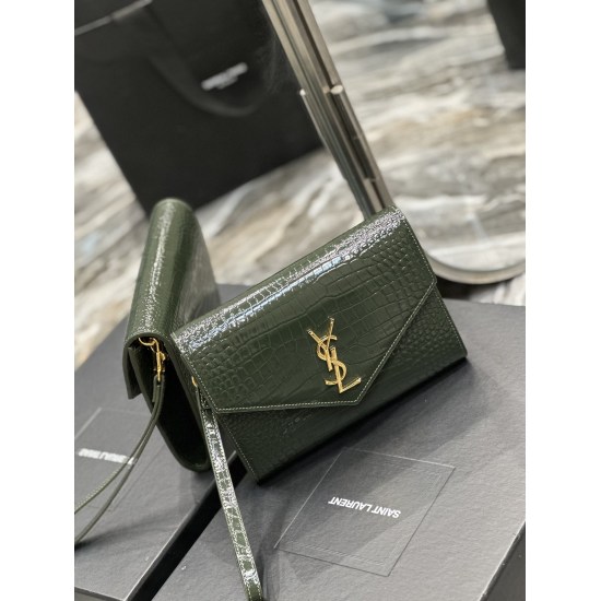 20231128 Batch: 480 [NEW] New Color MONOGRAM_ Crocodile pattern handbag with detachable wrist strap, high-end glossy crocodile pattern cowhide embossed pattern, 100% imported calf leather, satin lining, and flat pocket inside the bag! A must-have item for