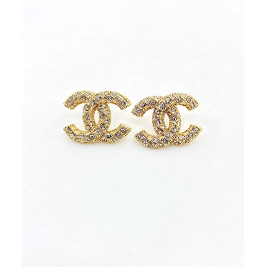 20240413 p60CHANEL Small Fragrance Full Diamond Double C Earrings, High end Quality, Same Material in the Counter, True Brass, Ion Electroplated, 925 Silver Needle, Exclusive Actual Photo ‼ Exquisite and delicate workmanship, the heavy-duty version is a s
