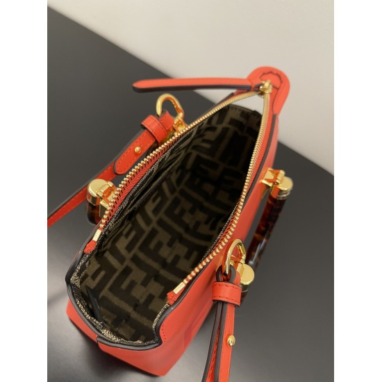 2024/03/07 Original Order 750 Special Grade 870 Orange Red Spot ✔️ The FEND1 brand new Mini ByThe Way mini handbag features a pure and minimalist ByTheWav silhouette combined with tortoiseshell handles, giving it a personalized and lovable mini look. The 