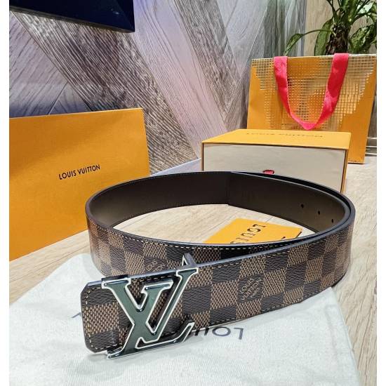 2023.12.14 Lv Top tier purchasing agent ✈️ L0UIS VUIT2022, the latest new product of this season, is a top-level original single waistband with a width of 40mm. Both sides are specially designed for Italy and are made of original leather. The classic lett