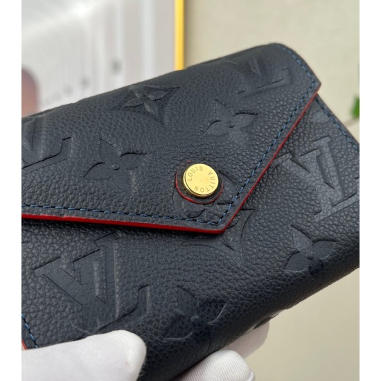 20230908 Louis vuitton] Top of the line exclusive background M64060 Dark Blue M64577 Size: 12 x 9.5 x 1.5 cm Victoria wallet features soft Monogram Imprente leather embossed with classic Monogram patterns, showcasing the elegant style of envelope like str