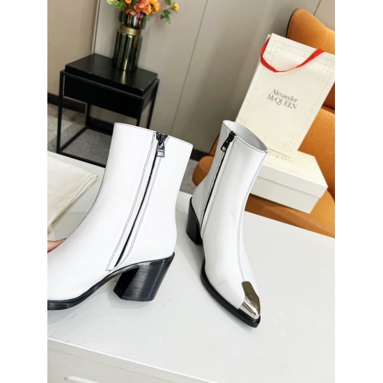 20240403 Alexander McQueen Maikun Autumn/Winter Coarse Heels New Style, Original 1:1 Development, Original Combination Bottom with Large Bottom, Fabric 1:1 Imported Calf Leather, Inner Leather, and Foot Cushion Leather, Bootleg Height 6 inches, Heel Heigh