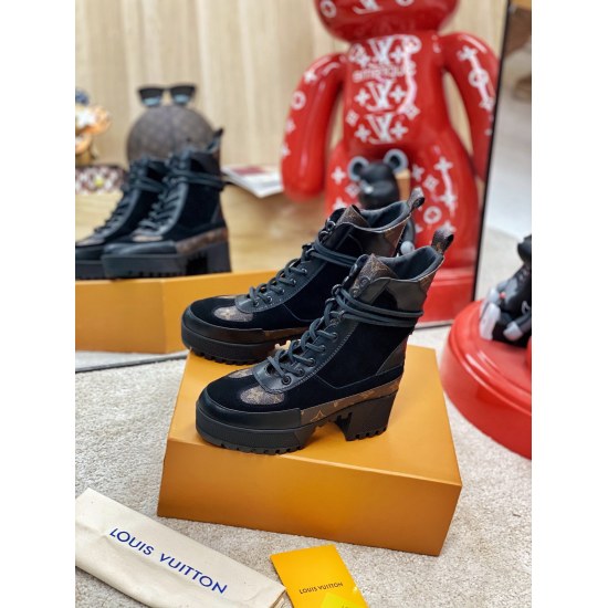 2023.11.19 ¥ 260 High Edition L Donkey Brand Classic High Heel Martin Boots Beach Boots, Original Version, One to One Reproduction, Comparable Details, Last Shaped Material, Big Sole, etc. Upper, Cowhide/Old Flower Leather Splice, Cowhide Lining, Whole La