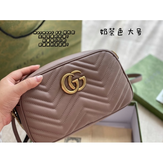 2023.10.03 180 box size: 24 * 15cmGG diamond camera bag is the most classic! It's both fragrant and easy to carry! Original leather lining, cowhide quality! Ripple double GG buckle, giving it a very textured feel