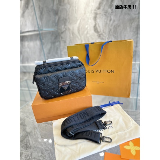2023.10.1 p310LV Men's Bag Recommendation | Men's Presbyopia S-LOCK Business Courier Bag! The Lv S-Lock series really gives people a dazzling feeling. The size of this bag is very suitable for boys to carry when going out, and it can be used to carry wall