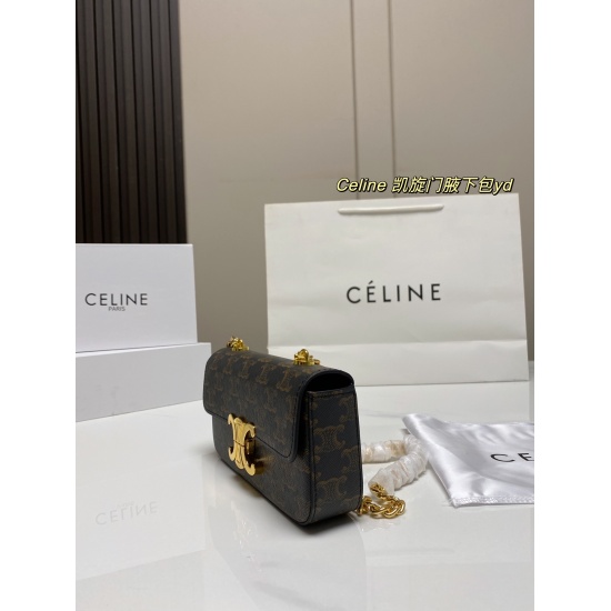 2023.10.30 P195 (with foldable box) size: 2010CELINE Arc de Triomphe Underarm Chain Wrap Version Celine Retro Style Pet Small and Exquisite Shape Which Girl Can Refuse