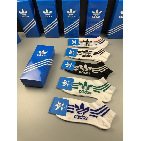 On December 22, 2024, new Adidas (Adidas Clover) will be released ☘️） The best-selling trendy style at the same counter on the official website! Versatile! Pure cotton quality, comfortable and breathable on the feet! One box of 5 pairs in