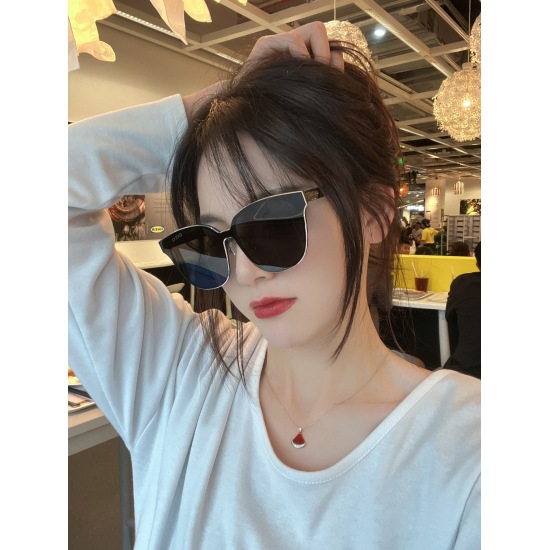 220240401 P135 conjoined mirror GUCCI 2024 spring new integrated mirror large frame sunglasses, popular for both men and women, large frame nylon sunglasses, super cute and cool mirror legs, brand design strong nice~~~Model G980