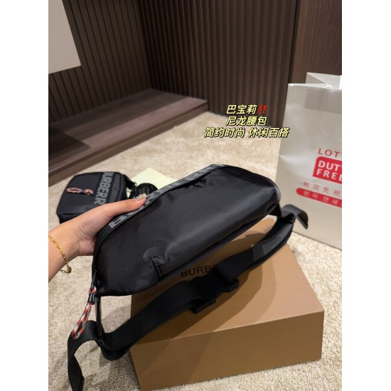 2023.11.17 P180 box matching ⚠️ Size 28.15 Burberry nylon waist bag material is durable and wear-resistant, with a simple design. The body is lightweight and easy to use for daily use. The black evergreen upper body is cool! Fashionable!