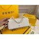 2023.10.26 P215 (Folding Box) size: 2210FENDI New First Sight Handbag Crossbody Bag Decorated with Large F-Pattern Metal Accessories, Equipped with Short Chain Handle, Simple Design~Unique Wearing Method, High Recognition ✅ Can be held or held by hand, si