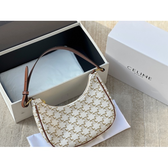 2023.10.30 195 Box size: 24 * 20cm Celine Underarm Bag Classic Old Flower Underarm Bag Huge Versatile! It will have a high appearance rate and a strong sense of sophistication!