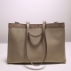 2024/03/07 p1030 [FENDI Fendi] The new Peekaboo X-Tote handbag features an internal leather pocket and iconic twist lock. Featuring two handheld short handles and two shoulder length handles, made of dark green canvas material. Featuring embroidered FENDI