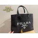 2023.11.06 Fine Cloth P175 ⚠️ Size 40.32 Prada PRADA Canvas Tote Bag is clean and simple to wear, paired with a casual style for comfort and vitality