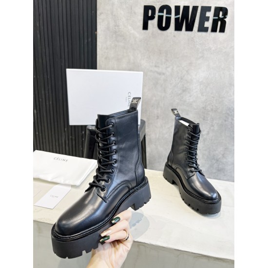 2024.01.05 300 2022ss Celine New Martin Short Boots |, Lace up British style Martin boots can also be worn in summer Martin boots, comfortable, breathable, simple and durable, timeless classic in the fashion industry. The retro British style allows you to