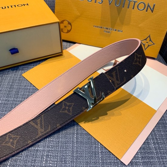 August 24, 2023 Litchi patterned LV 3.0 women's double-sided belt precision steel hardware