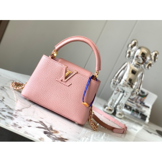 20231125 P1200 [Premium Original Leather M59709 Metal Powder Gold Buckle] This Capuchines mini handbag is made of bright Taurillon leather, interwoven and wrapped with a chain, showcasing exquisite craftsmanship. The chain can be easily removed or adjuste