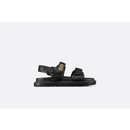 20240407 P260DIOR Classic Sandals This mixed sheepskin DiorAct sandal style is fashionable. Paired with an insole that fits the foot shape, it is made of exceptionally lightweight and comfortable leather. The shoe upper strap is opened and closed with Vel