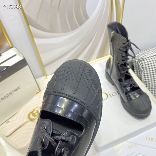 20240414 p250 Dior 2021 Show Style Shell Head Cool Boots Martin Original Development and Production DIOR Passionate Show Style Multiple Shoes Provide the finishing touch for women's styling: The new DIOR-ID is decorated with exquisite texture details of t