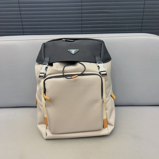 2023.11.06 P265 PRADA Re-Nylon Nylon Backpack Drawstring Schoolbag Backpack features exquisite inlay craftsmanship, classic and versatile physical photography, original factory fabric delivery, dustproof bag 43 x 28 cm