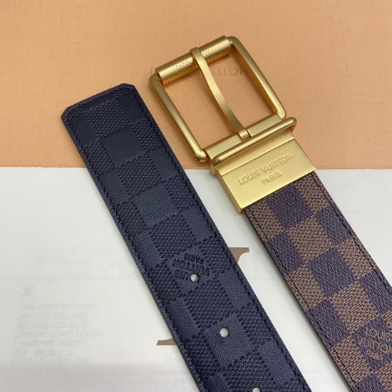 2023.12.14 Brands: LV, Louis, and Vuitton! Original order: Belt and waist belt: Double sided use of counter quality, 100% layer of cowhide, 24k pure steel buckle, preferred for personal use, guaranteed genuine leather packaging: Please identify the pictur