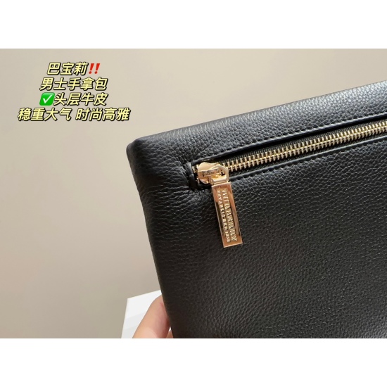 2023.11.17 P195 box matching ⚠️ Size 28.18 Burberry Men's Handbag ✅ The top layer of cowhide is stable and atmospheric, and the classic color scheme of fashionable and elegant black gray highlights the brand's iconic style! Classic style that never goes o