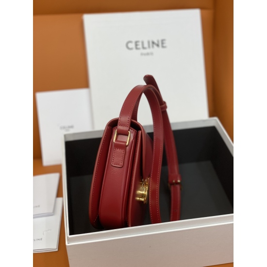 20240315 Full Leather p990 [CL Home] New TEEN BESACE TRIOMPHE Shining Cow Leather Handbag, Made of Imported Cow Leather ➕ Sheepskin lining, crossbody shoulder and back, metal TRIOPHE logo opening and closing, 3 inner zippered pockets ➕ Flat pockets! Model