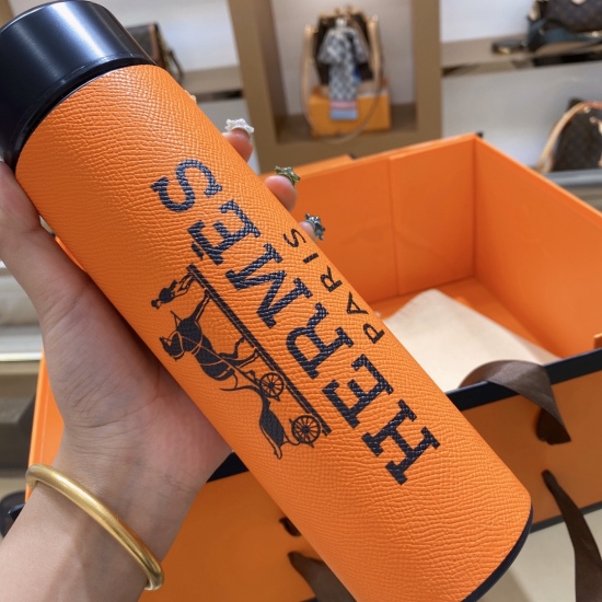 2023.10.29 P179 Comes with Folding Box Hermes Insulating Cup Stainless Steel Portable Displayable Water Cup Temperature Size 7.7.24