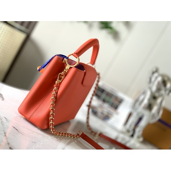 20231125 P1300 [Premium Original Leather M59653 Orange Gold Buckle] This Capuchines BB handbag features Taurillon leather to showcase its modern style. Its leather woven chain can be easily removed or adjusted, allowing for easy switching between shoulder