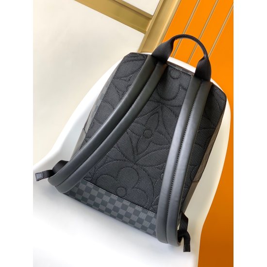 20231126 p630 Top of the line M45335 Black Flower Black Checker Dean Backpack is made of Monogram Macassar material to release a sporty vibe, embellished with hot stamping leather edges and Louis Vuitton floral embossing. The inner pocket and zippered fro