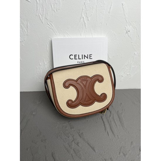 20240315 P750 CELIN * 23s Early Spring Collection | CUIR FOLCO TRIOMPHE Smooth Cow Leather TRIOMPHE Embroidered Handbag This new FOLCO Embroidered Saddle Bag is so beautiful in my heart. The brown cowhide paired with an exquisite embroidered logo is too r