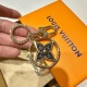 20240401 Original packaging of 90 yuan picture LOUIS VUITTON official website M65216 LV FACETTES keychain. This LV Facets keychain and bag decoration features an elegant multi faceted design, with a small Rhinestone engraved with the initials of Louis Vui