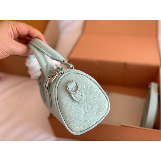 2023.09.03 195 New (with box) size: 16 * 10cm L Home ss2022 Speedy Nano Let's Feel the Joy of Nano~Carrying a Small Bag Really Loved Love~ ⚠ Tiffany Blue Search: Lv nano