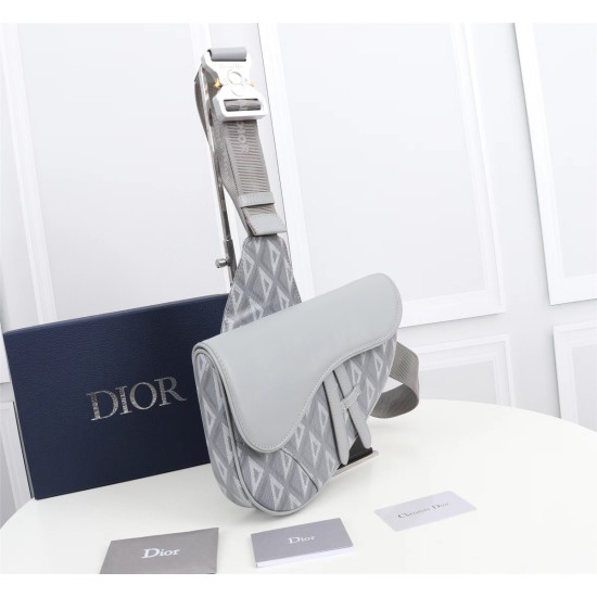 20231126 610 This saddle bag reinterprets a classic silhouette with black canvas, embellished with a CD Diamond pattern, inspired by Dior archives. Paired with black smooth cowhide leather, magnetic flap, and hidden zipper pocket, it can safely store dail